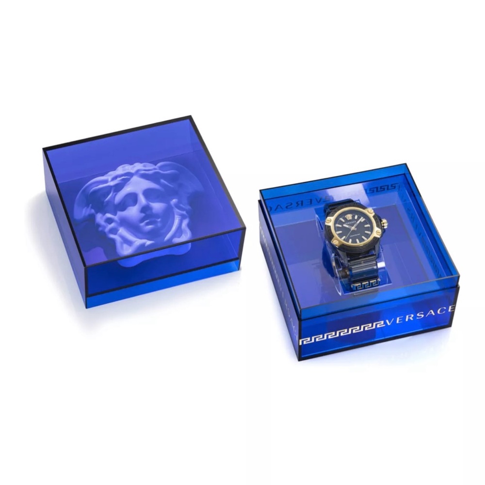 Versace Men's Watch in Navy and Gold